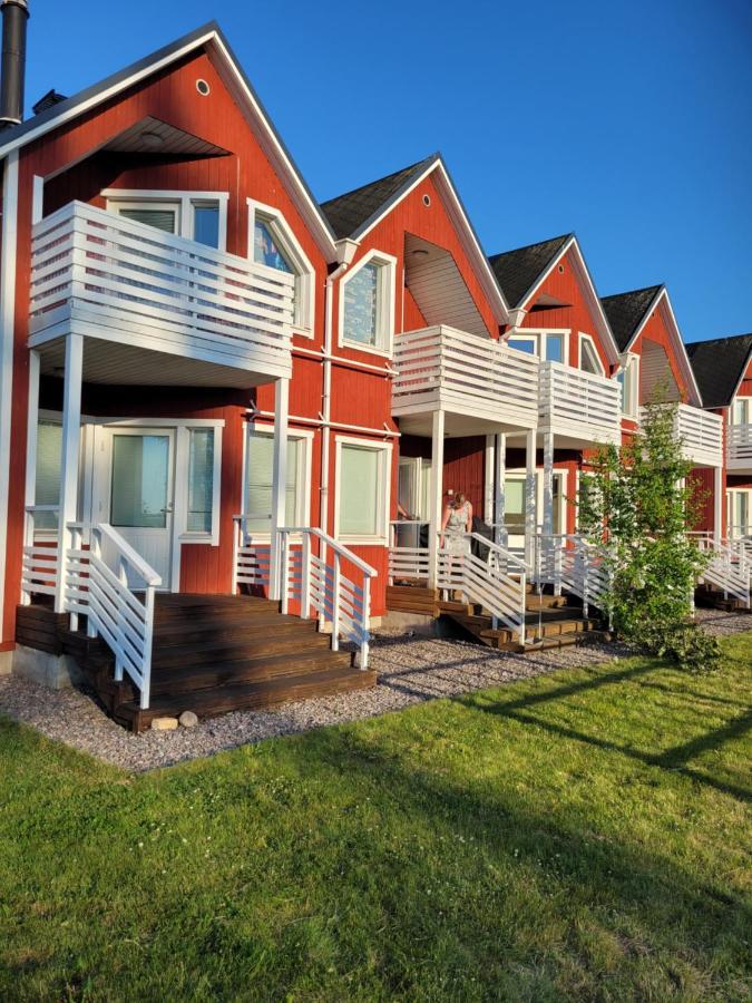 Saimaa Marina Garden Apartments Лаппеэнранта Экстерьер фото
